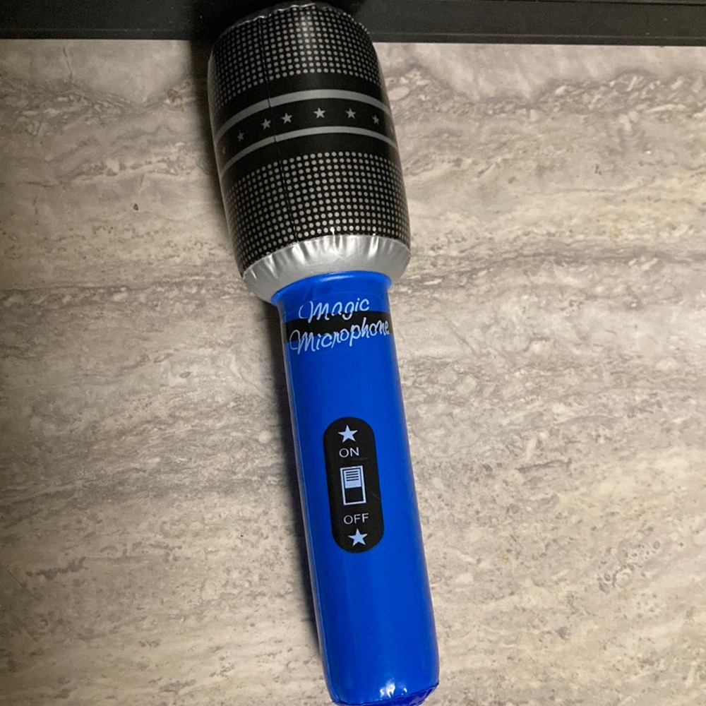 Microphone